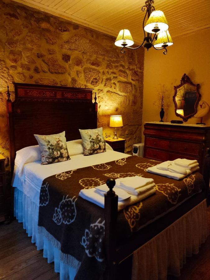 Lugar Da Pedra Alta - B&B - Private Historical Villa Melo Buitenkant foto