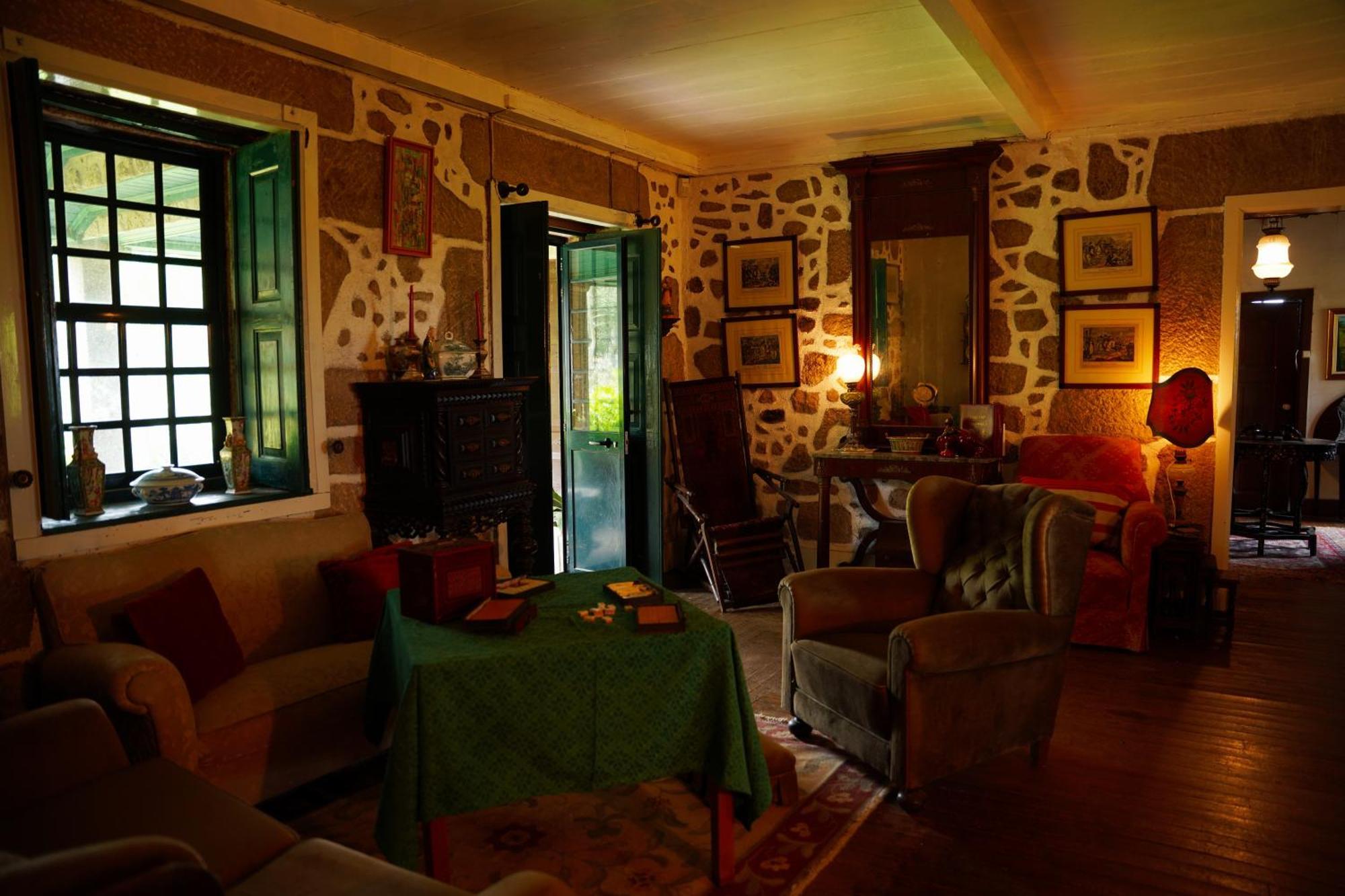Lugar Da Pedra Alta - B&B - Private Historical Villa Melo Buitenkant foto